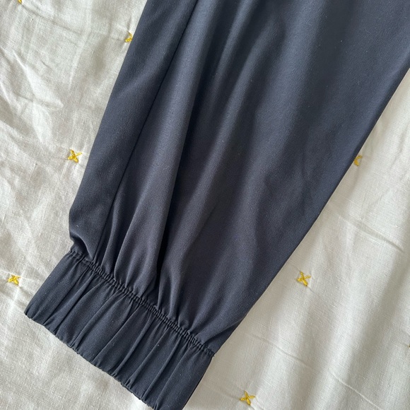 Vuori The Villa Jogger | Black | Size Large - Picture 9 of 9